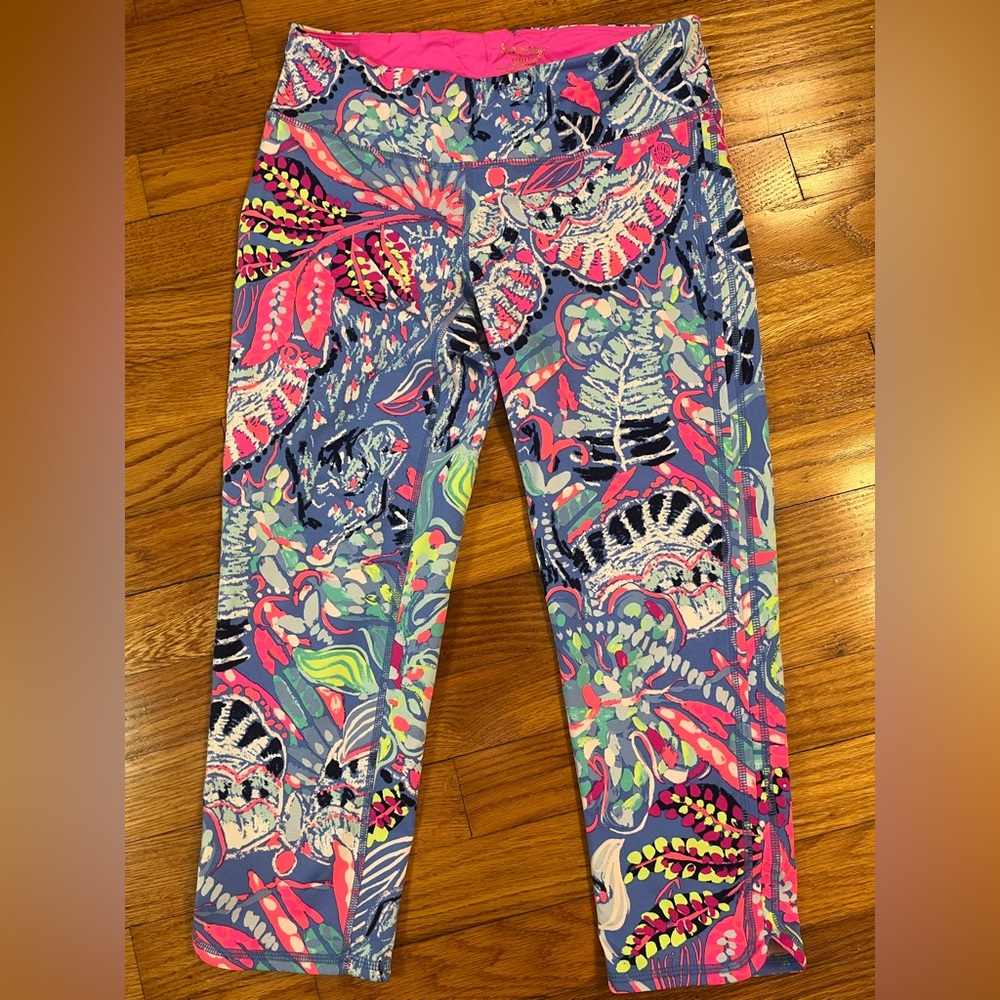 Lilly Pulitzer Capri Length Luxletic Medium Leggings